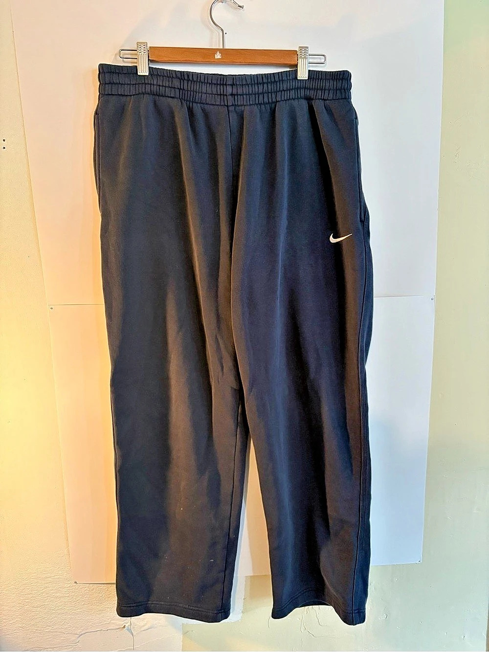 Y2K Nike Club Fleece Premium Open-Hem Sweatpants Men's Black Size Large
